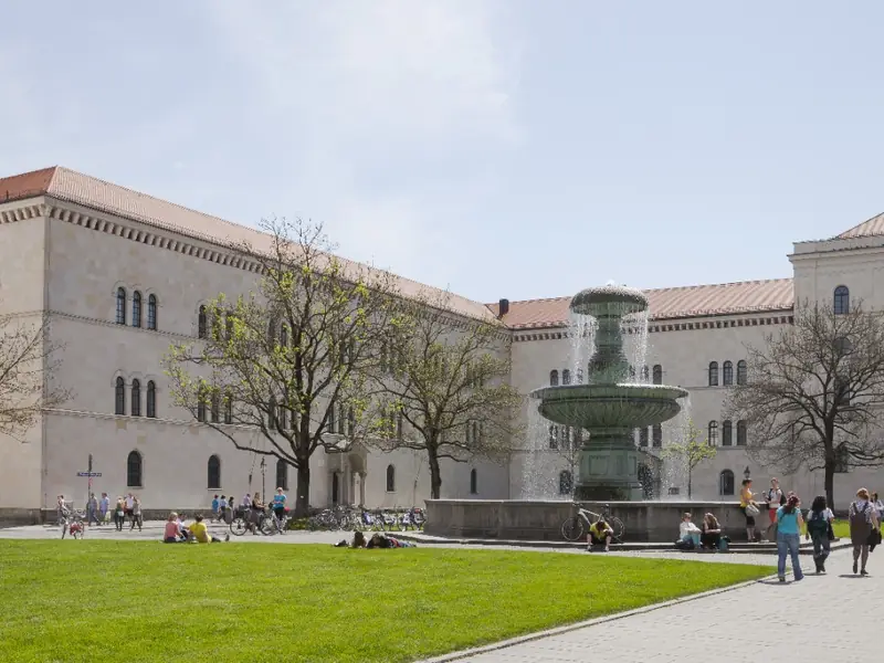 Ludwig-Maximilians-Universität München